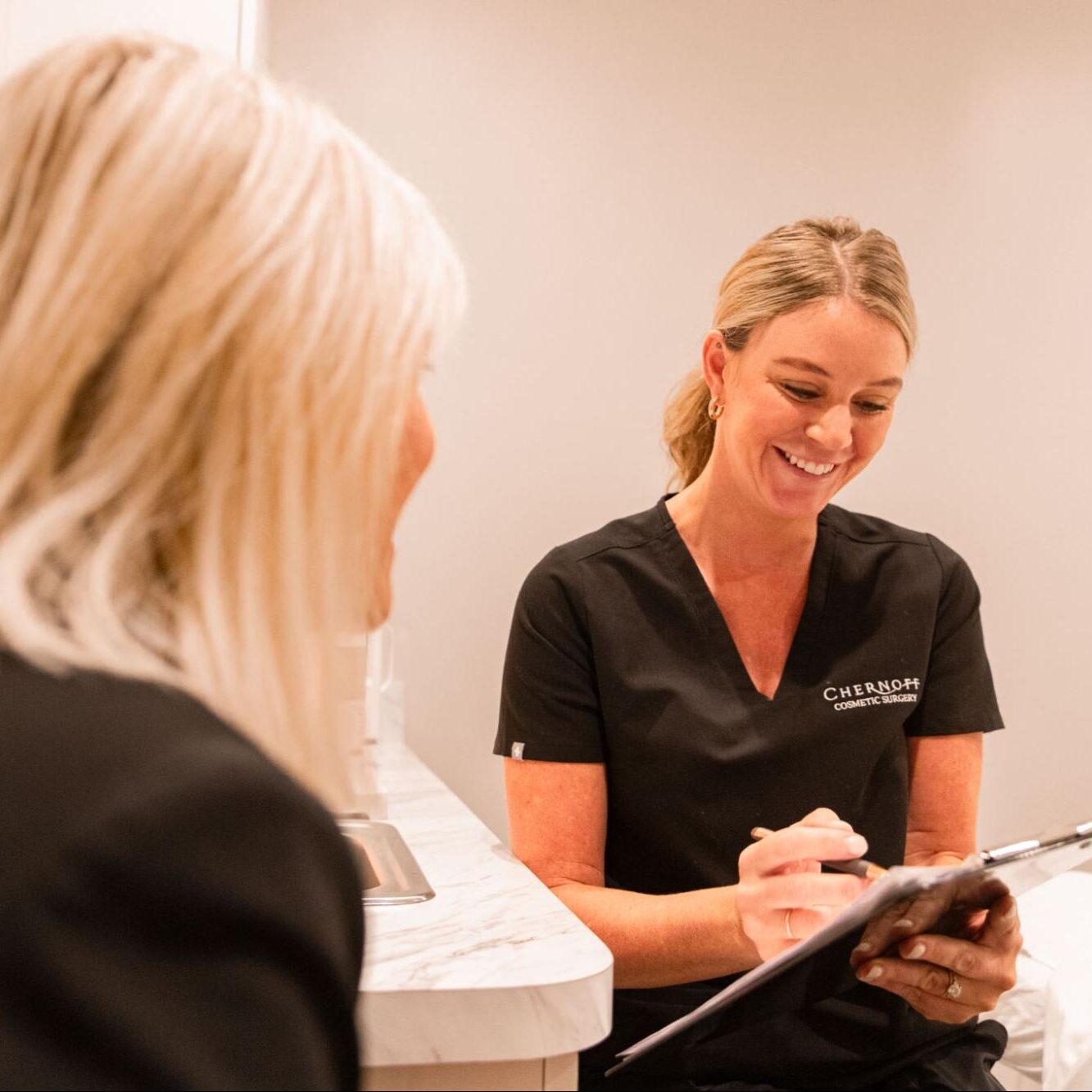 image2 before and after forehead lines after wrinkle treatment in Indianapolis